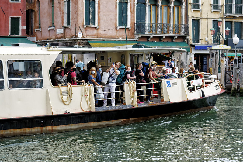 Transporte en Venecia - vaporetto